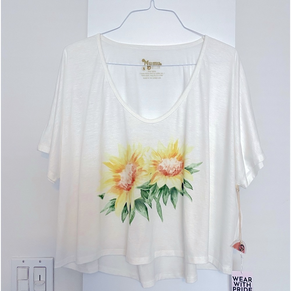 SHOW ME YOUR MUMU Sunflower Tee Shirt, M/L, (8-10), NWT - Picture 8 of 10